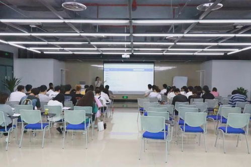 內(nèi)江軟件與信息技術(shù)服務(wù)外包產(chǎn)業(yè)園首屆服務(wù)外包行業(yè)交流分享會(huì) 技術(shù)服務(wù)驅(qū)動(dòng)產(chǎn)業(yè)升級