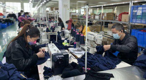 中小企業(yè)抱團(tuán)上云 1小時(shí)學(xué)機(jī)勝過3年人工，爆款業(yè)務(wù)就這么簡(jiǎn)單